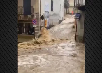 Italia përfshihet nga moti i keq, lumenjtë përmbytin veriperëndimin (Video)