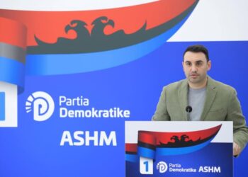 Këlliçi: Raportet e UNICEF thonë se 47% e fëmijëve janë të kequshqyer, por ky nuk është shqetësim për Ramën