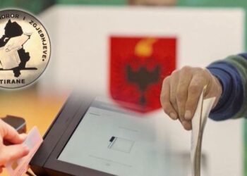 KQZ njofton emigrantët në Greqi: Nëse postieri nuk ju gjen në banesë, merreni në pikat e postës