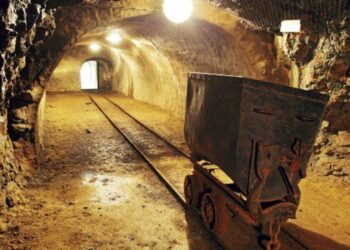 E rëndë në Bulqizë/ Shembet një masiv gurësh në një minierë, humb jetën 48-vjeçari