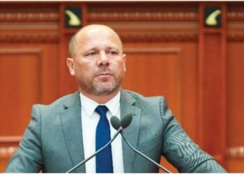 Xhelal Mziu revoltohet me Ramën: Nuk ta falim që na quajte çyrykë, të mbrojmë mençurinë