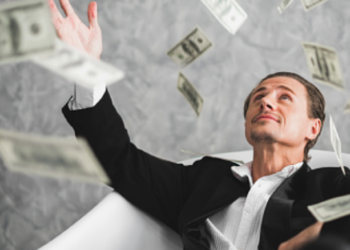 Kush qeverisë, burrat apo paraja?!