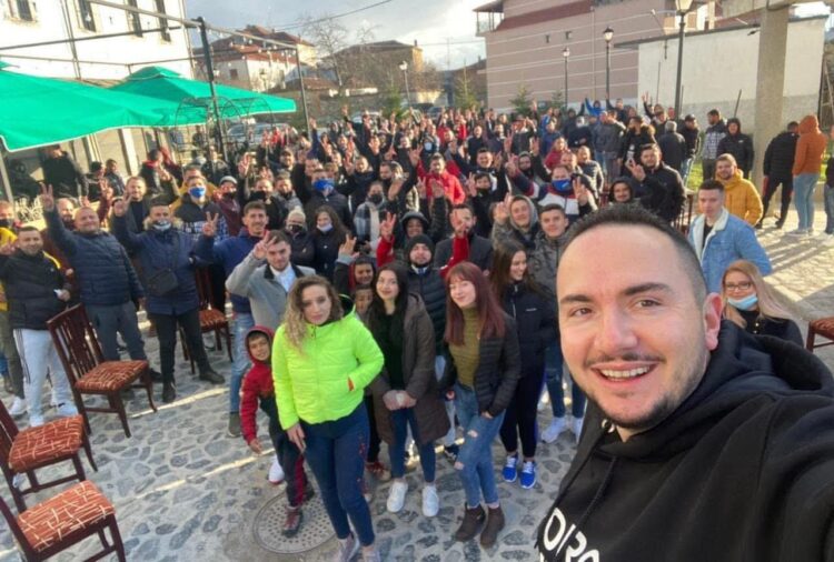 Salianji u drejtohet të rinjve që votojnë për herë të parë: Ti e ke në dorë ta bësh ndryshimin