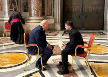 Kokë më kokë me Trump brenda Bazilikës së Shën Pjetrit, reagon Zelensky: Mund të jetë historik për luftën