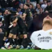 Valencia trondit Realin! Fitore në “Bernabeu” pas 17 vitesh në La Liga, stadiumi vërshëllen ekipin (VIDEO)