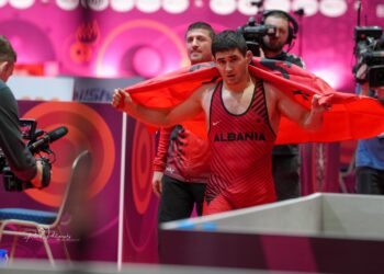 Medalje ari për Shqipërinë! Valiev shpallet kampion Europe në mundje