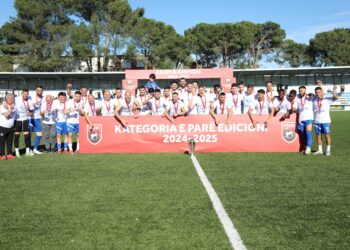 Kategoria e Parë/ Vora kurorëzohet kampione, Flamurtari ngjitet në Superiore