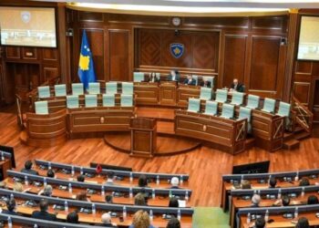 Kosovë/ Deputetët mblidhen për të njëmbëdhjetën herë për konstituimin e Kuvendit