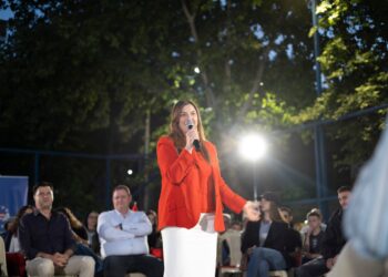 Taulanda Jupi në Laprakë: Bashkë me qytetarët për një Shqipëri që nuk ndalet më në vend