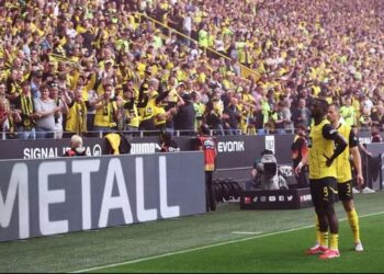 Mbyllet Bundesliga, Dortmundi rrëmben vendin në Champions në javën e fundit