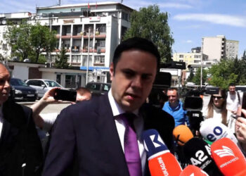 Kurti i dërgoi letër kryetarit të LDK për koalicion, Abdixhiku: Do e lexoj dhe më pas do i kthej përgjigje