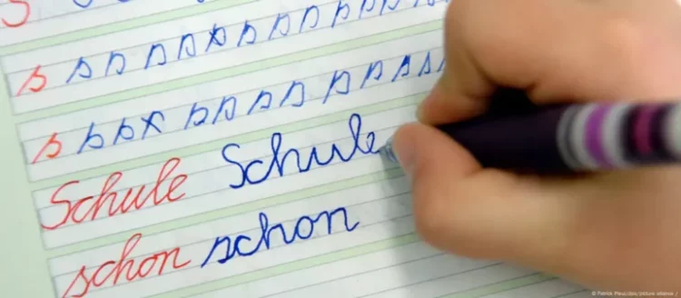 Të rikthehemi tek lapsi dhe letra! Përfitimet e të shkruarit me dorë