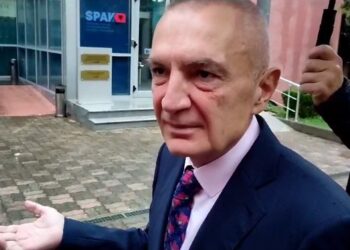 Meta bisedë telefonike me gazetarët: Në sallën e gjyqit do çmontoj çdo akuzë