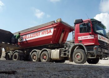 Shtruan asfalt elektoral, shpallen në kërkim administratorët e kompanisë “Vëllezërit Hysa”