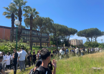 Vazhdon vala sizmike në Napoli, shpallet gjendje e jashtëzakonshme