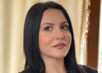 U përfol për skandal seksual me Tërmet Peçin në makinë, reagon aktivistja e PS: Ishte situatë pune