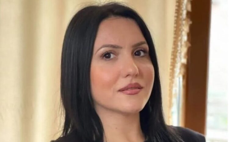 U përfol për skandal seksual me Tërmet Peçin në makinë, reagon aktivistja e PS: Ishte situatë pune