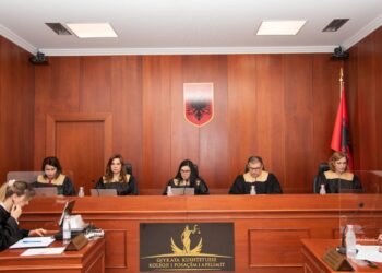 KPA lë në fuqi shkarkimin nga detyra të prokurorit të Shkodrës