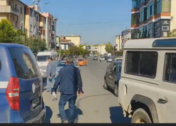 Foto/ Të shtëna me armë zjarri në Laç, 5 të plagosur, mes tyre edhe një grua që ndodhej rastësisht aty