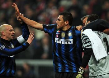 Zjarri në shtëpi, ish-mbrojtësi i Interit pëson djegie në trup