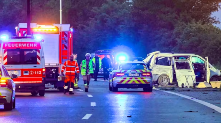 Aksident i rëndë në Gjermani, Ministria e Jashtme: Tre shqiptarë kanë humbur jetën, 4 të plagosur