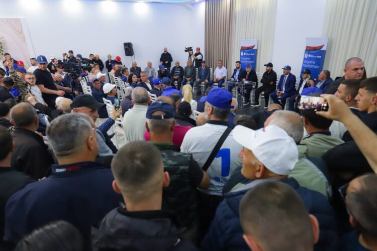 Berisha në Bulqizë: Do miratojmë statusin e minatorit brenda 100 ditëve, rroga minimale 1 mijë euro