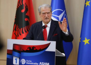 A do të japë dorëheqjen si kryetar i PD pas humbjes në zgjedhje? Ja si përgjigjet Berisha