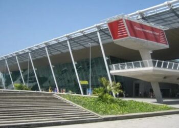 Udhëtime më 15 dhe 16 maj? Aeroporti i Rinasit del me njoftim emergjent për udhëtarët që udhëtojnë