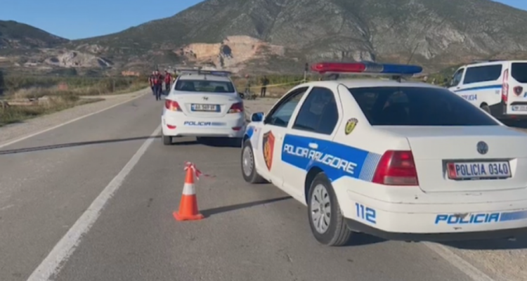 Aksident tragjik në Kavajë, makina përplas për vdekje një grua në autostradë