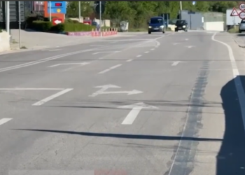 Aksident në aksin Pogradec-Korçë/ Makina përplas për vdekje 43-vjeçaren