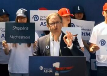 Alizoti paralajmëron nga Librazhdi: Mos prekni votat dhe mos shantazhoni se do ju hamë të gjallë!