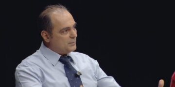 “Celibashi po fsheh numrin real të votuesve“ Avokati Goxhaj: Votova dy herë, pajisjet e identifikimit ishin të manipulueshme