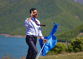 Demokrat në zemër, demokrat në kokë, demokrat në botë