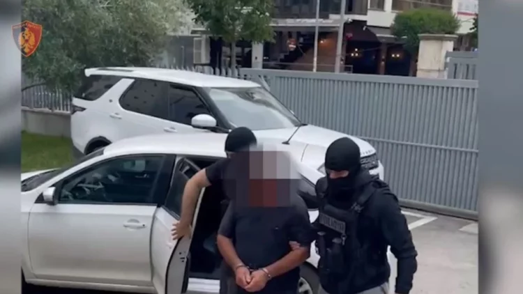 Përdh*noi vajzën e tij të mitur, arrestohet në Durrës 60-vjeçari (Emri)