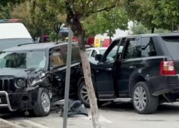 Aksident i 4-fishtë në Fier, 2 të lënduar rëndë