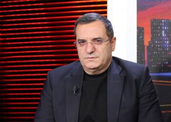 Të ikë Berisha! Jetoni në shtetin ‘Rama’ ku edhe sh*rrën nuk do e bëni pa lejen e tij