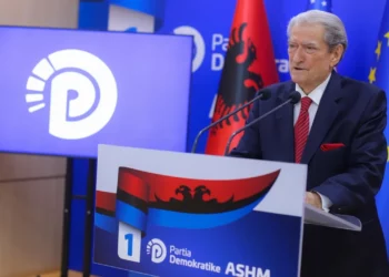 Berisha: Intelektualë dhe analistë kriminelë po servirin suksesin e kartelit si suksesin e zgjedhjeve