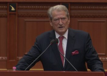 Berisha në Kuvend: Sollët nga droga 28 deputetë, më e ndershme do ishte të vinte këtu Xhevdet Troplini e Altin Hajri