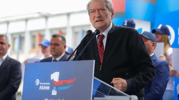 “Jam Sali Berisha unë!”, kryedemokrati-Ramës Ti e provove me mua, tani është radha ime