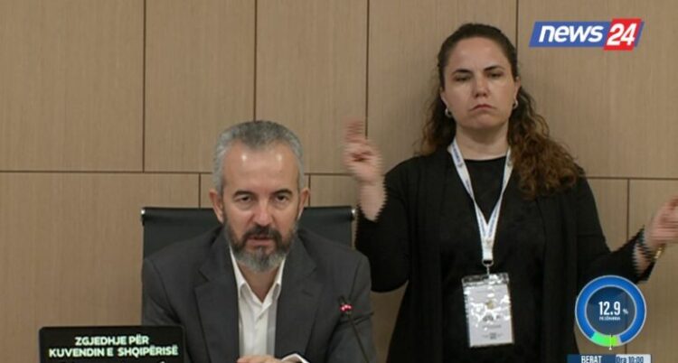 Celibashi raporton procesin e zgjedhjeve: Pretendohet për presione dhe intimidime ndaj votuesve