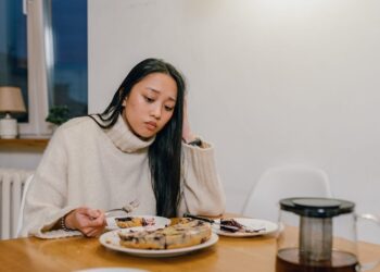 Si të VEPRONI kur partneri ju harron ditëlindjen!