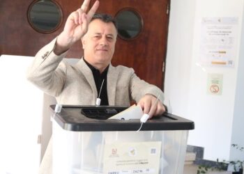 ‘Dilni votoni’, mesazhi i Flamur Nokës: E ardhmja është në duart tuaja