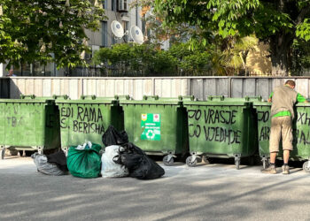 Zgjedhje nën hijen e patronazhistit në Fier