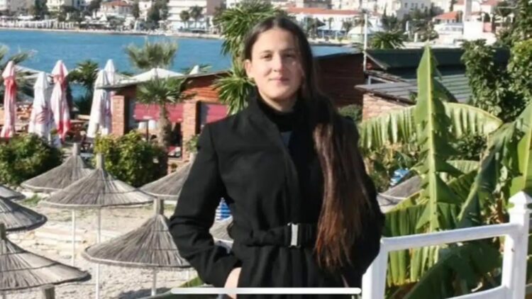 U gjet e pajetë e lidhur pas pemës/ DETAJE nga vdekja e shqiptares në Itali: Mesazhi i fundit që dërgoi…