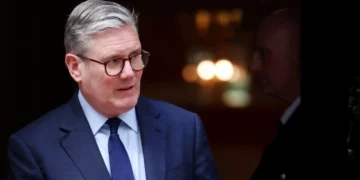 Starmer në Tiranë, qeveria britanike: Priten masa të reja kundër emigracionit të paligjshëm