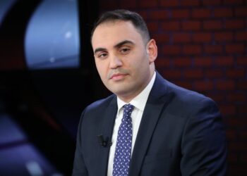 ‘Berisha mund të vizitojë SHBA-në’, reagon Këlliçi: Të fala Sorosit!