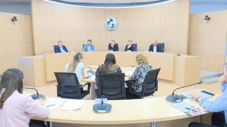 KAS pranon kërkesën e PS: Nuk do të ketë veçim të votave të Greqisë