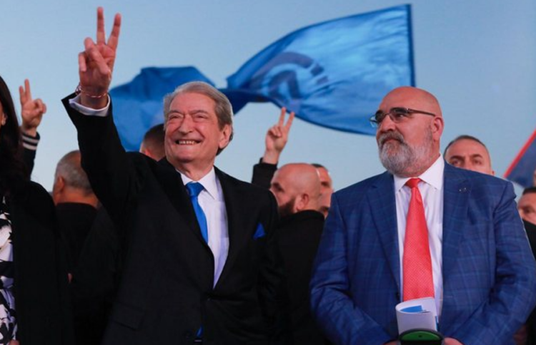 Flet LaCivita: Rama dhe Biden janë të paqëndrueshëm dhe humbës, Berisha do të na çojë drejt fitores më 11 Maj