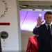 Video virale/ Presidenti Macron goditet me shuplakë nga gruaja e tij gjatë mbërritjes në Vietnam
