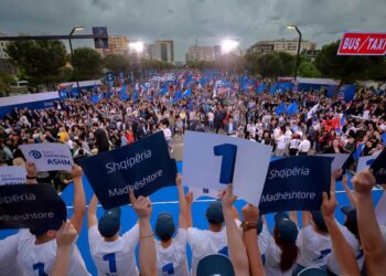 “Mbrojmë votën e shqiptarëve!” Berisha zbulon sloganin e protestës së të premtes